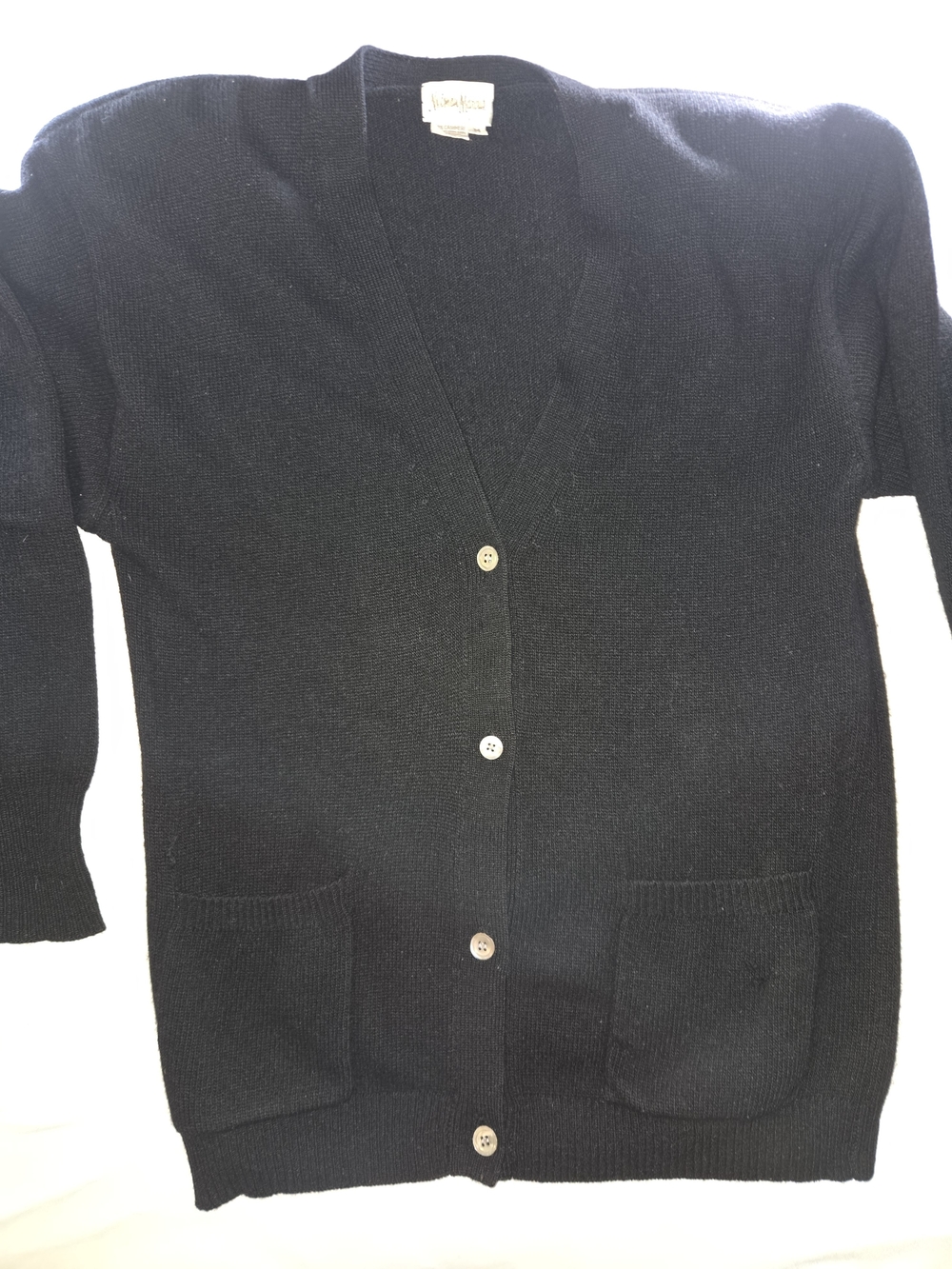 Neiman Marcus Black Men's V-Neck Cardigan Sweater - Picture 3 of 7